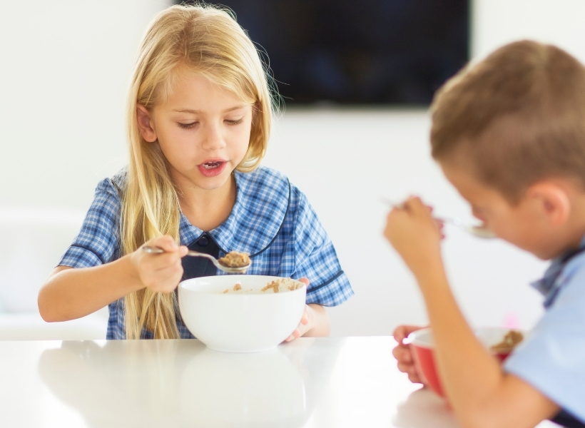 Najlepsze przekąski do plecaka Twojego dziecka